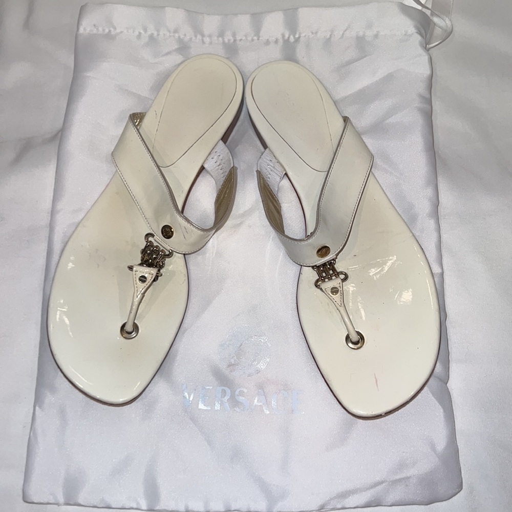 White Versace sandals with chain strap with dust bag - Picture 1 of 5